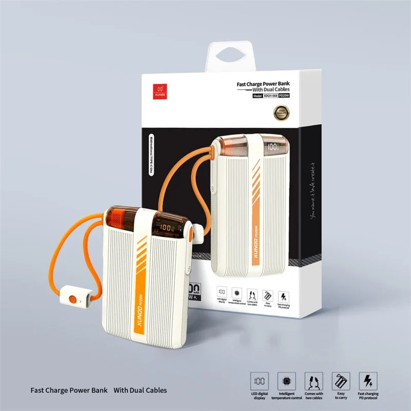 XUNDD XDCH-068 Power Bank in use